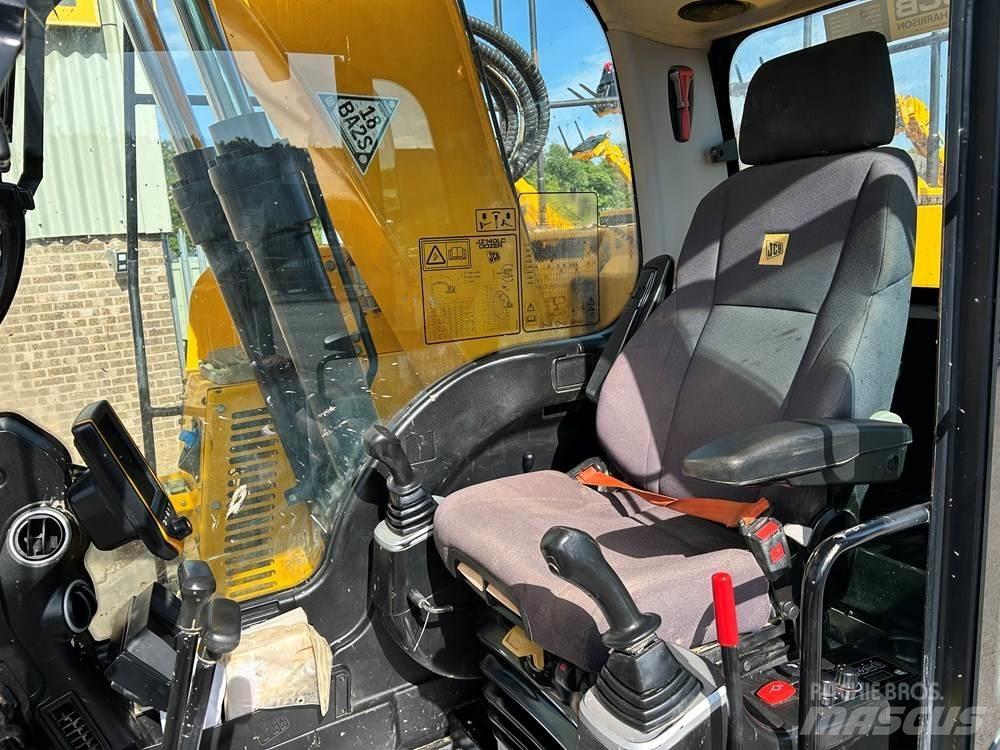 JCB JZ140LC DOZER Roomikekskavaatorid