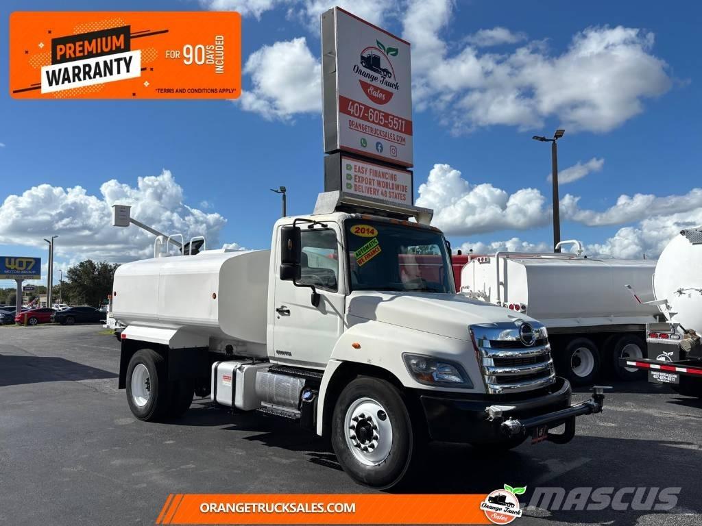 Hino 338 Veepaagiga autod