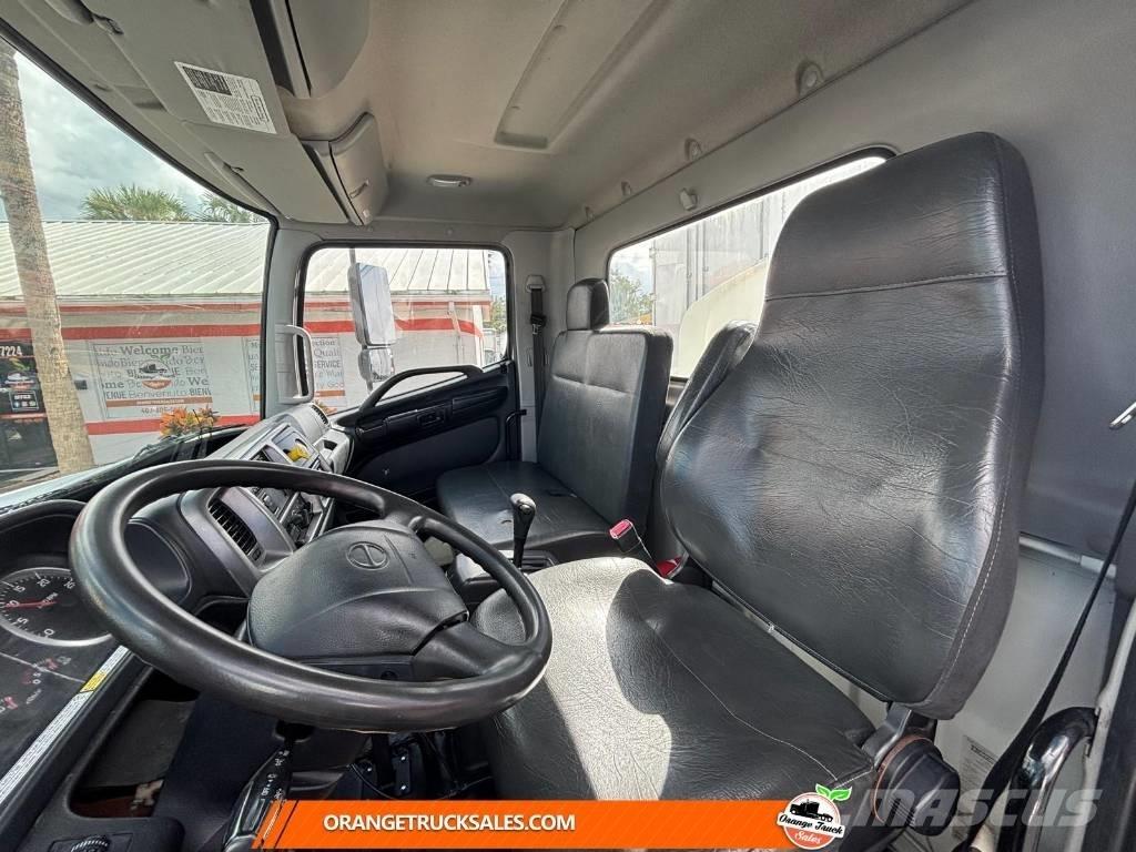 Hino 338 Veepaagiga autod