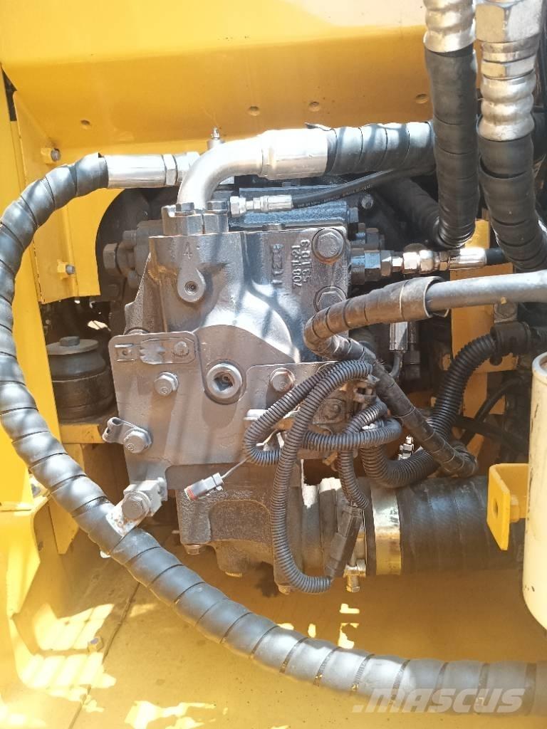 Komatsu PC 130 Roomikekskavaatorid