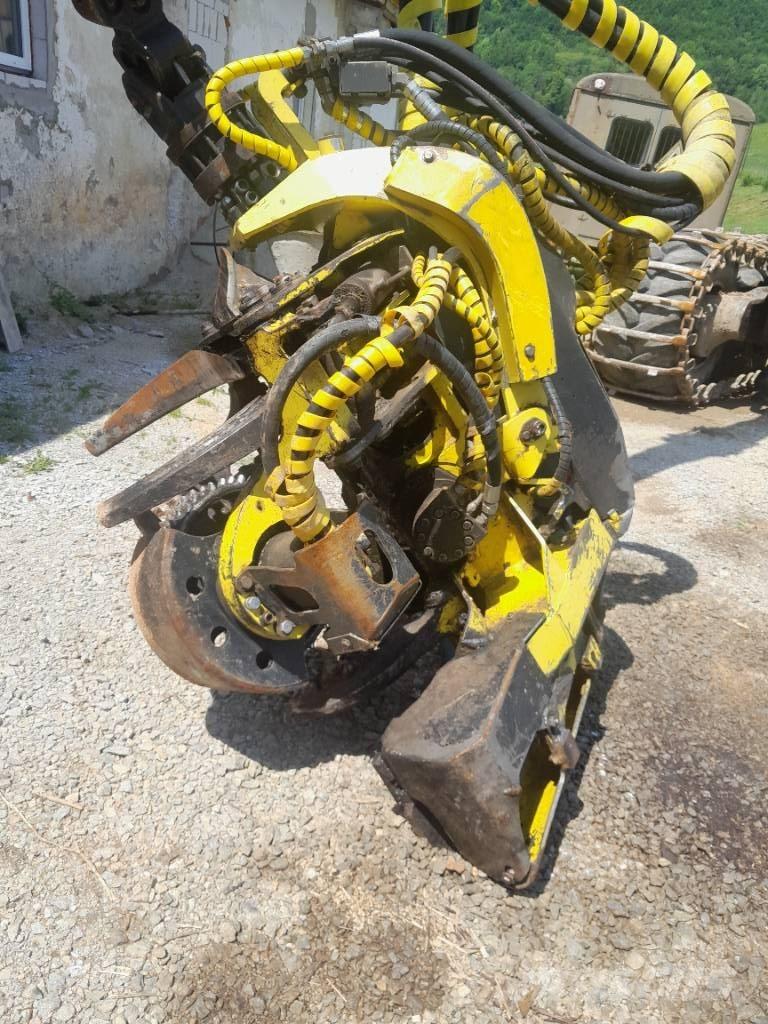 John Deere 1270 D Harvesterid