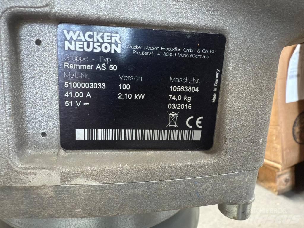 Wacker Neuson AS50e Vibroplaadid