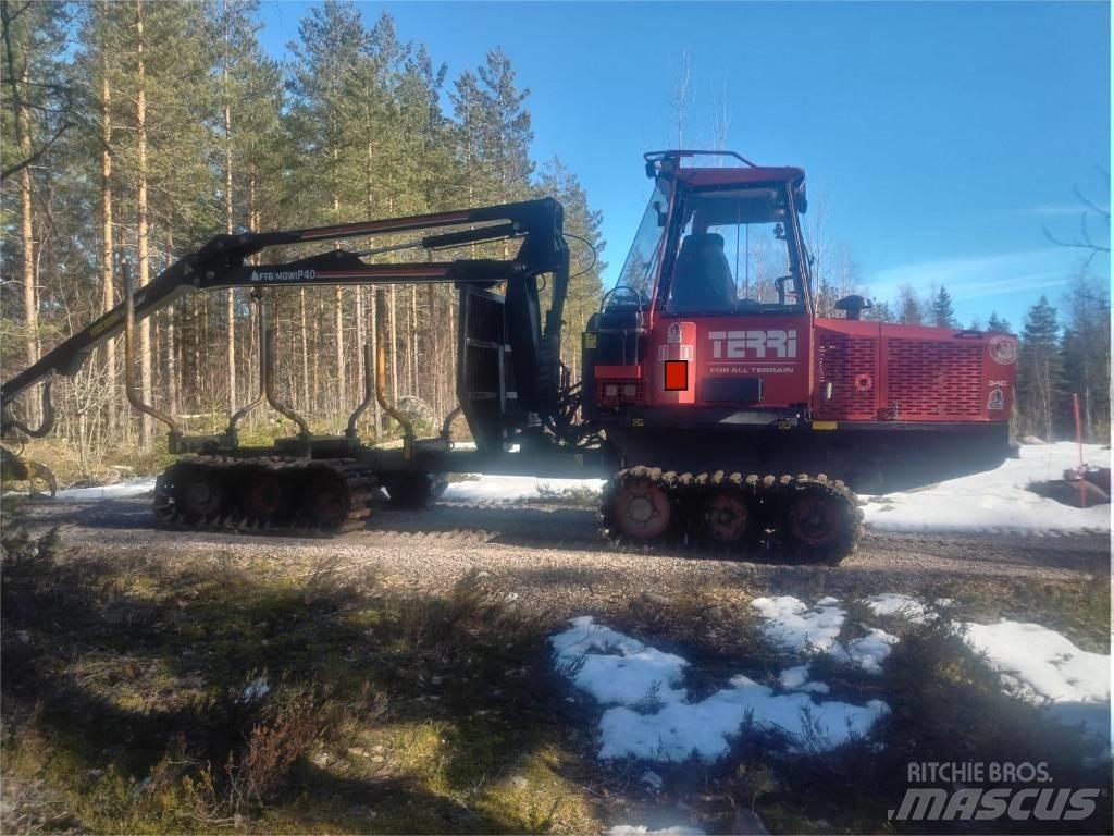 Terri 34 ft Combi harvester
