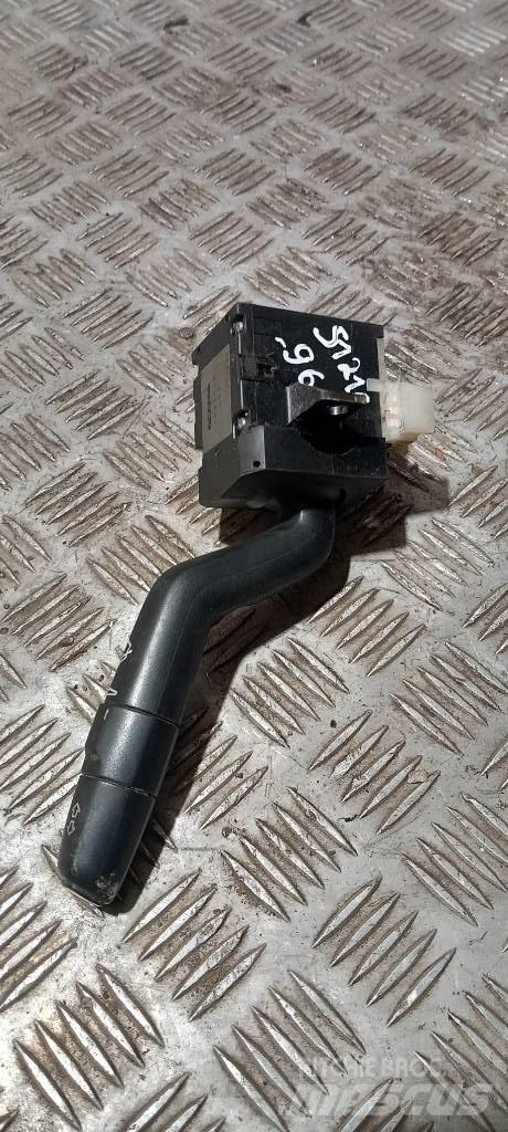 Scania R 440    1542529 Kabiinid