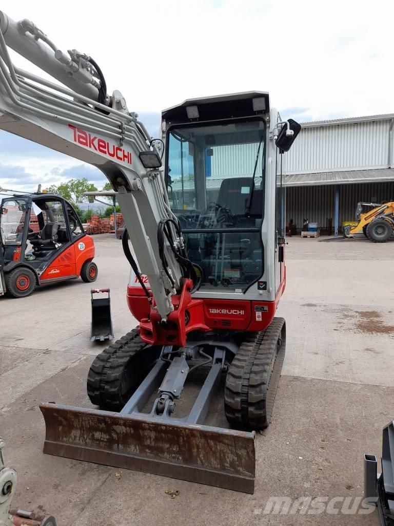Takeuchi TB 230 Miniekskavaatorid < 7 t