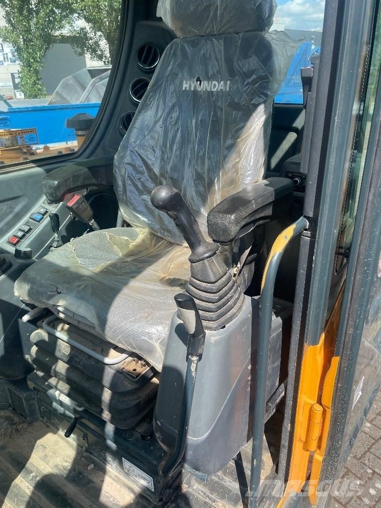 Hyundai 55w9a Ratasekskavaatorid