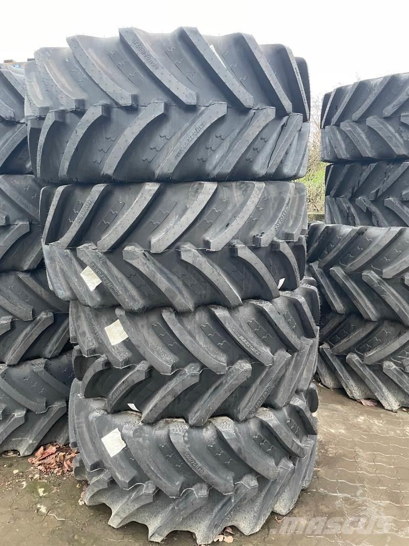 BKT IF 600/70R28 Rehvid, rattad ja veljed