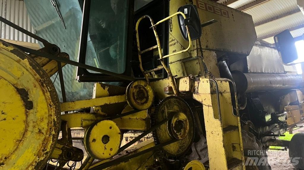 New Holland 8050 Teraviljakombainid