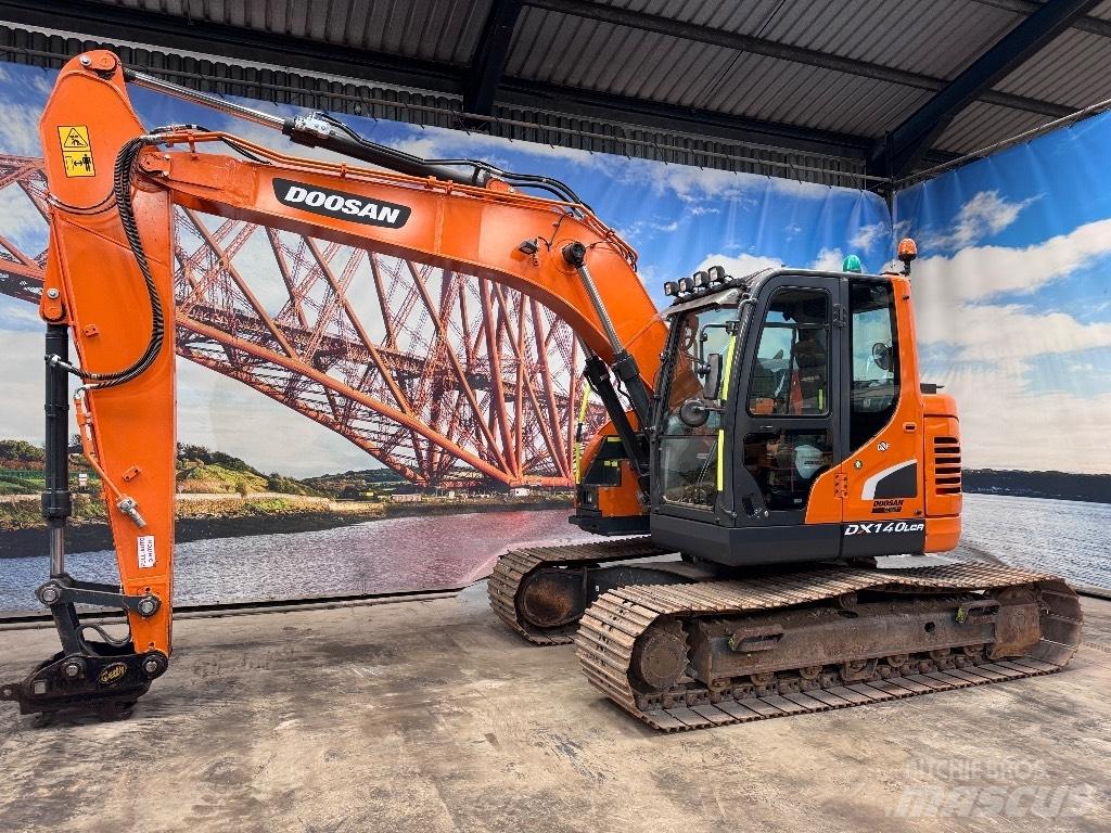 Doosan DX 140 LCR-5 Roomikekskavaatorid