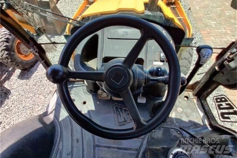 JCB 3CX 4X4 TLB Ekskavaatorlaadurid