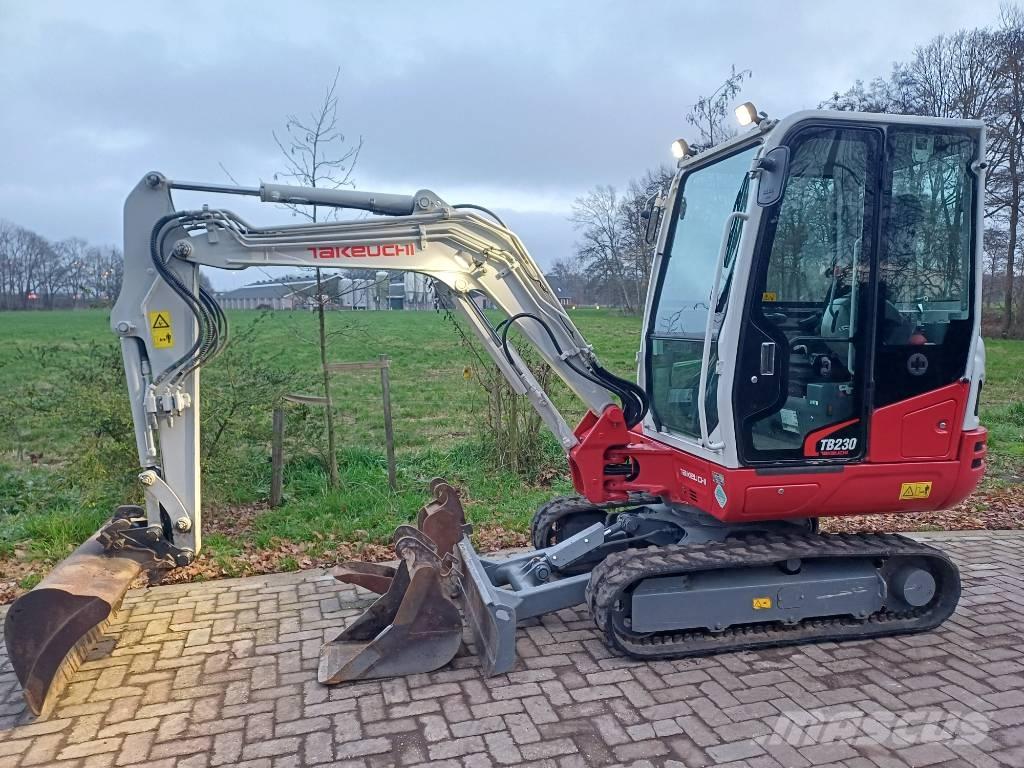 Takeuchi TB 230 Miniekskavaatorid < 7 t