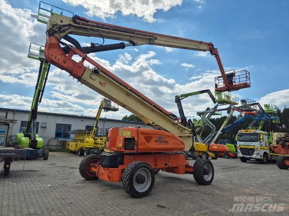 JLG 1250 AJP Iseliikuvad poomtõstukid