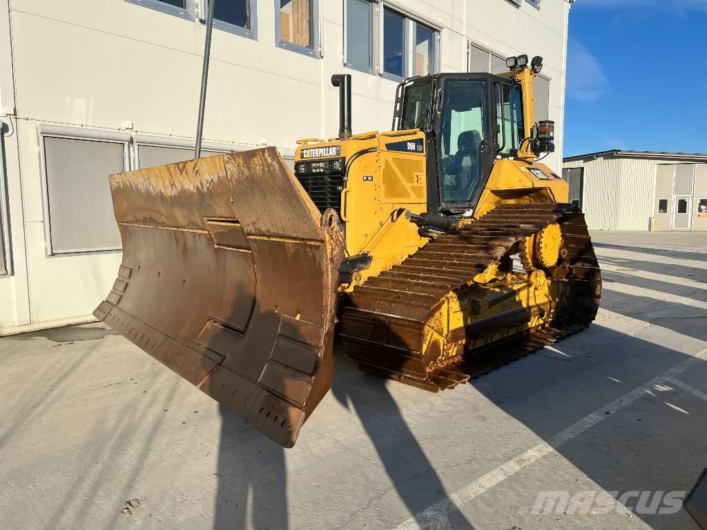 CAT D 6 N LGP Buldooserid