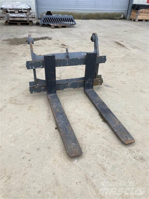 Liebherr T 46-7s Teleskooplaadurid