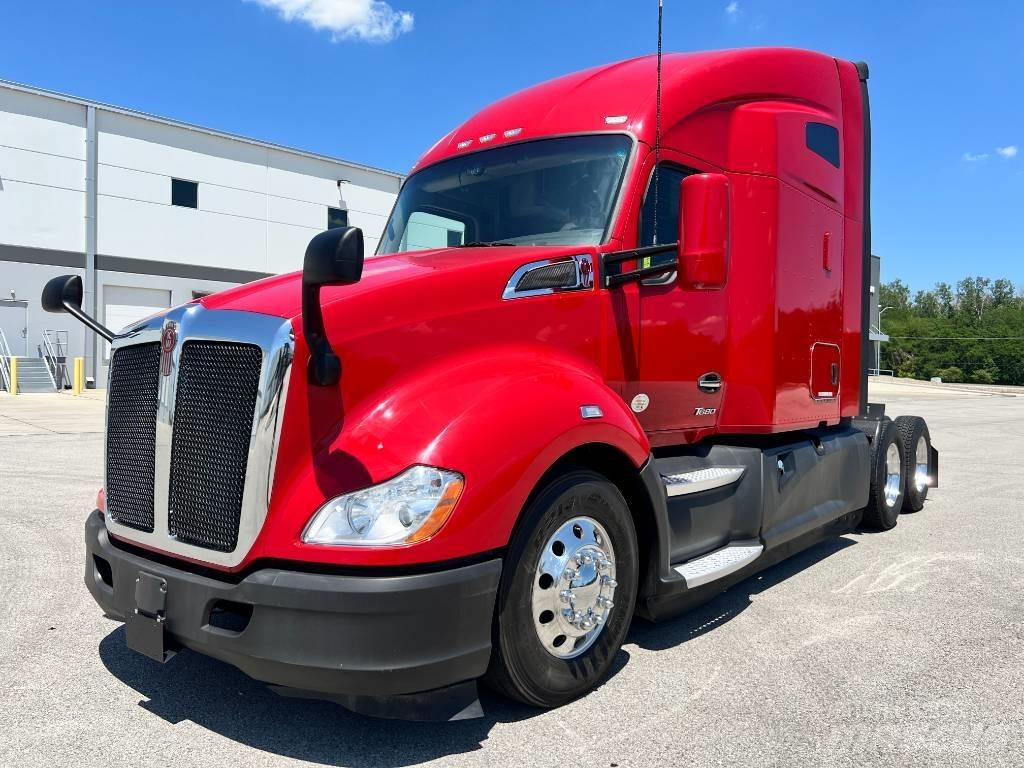 Kenworth T 680 Sadulveokid