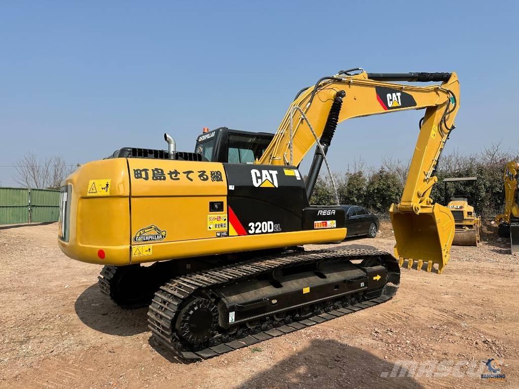 CAT 320 D L Roomikekskavaatorid