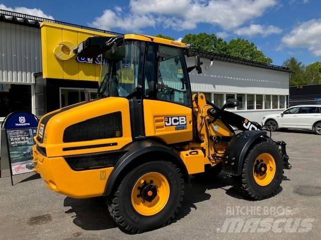 JCB 409 Rataslaadurid