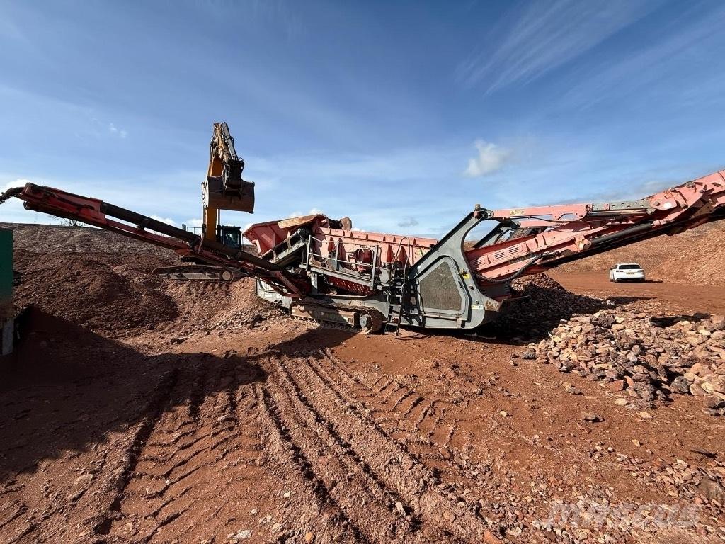 Sandvik QE 341 Iseliikuvad sõelad