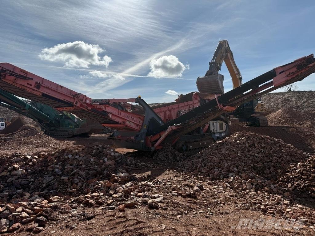 Sandvik QE 341 Iseliikuvad sõelad