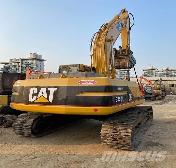 CAT 325 B L Roomikekskavaatorid