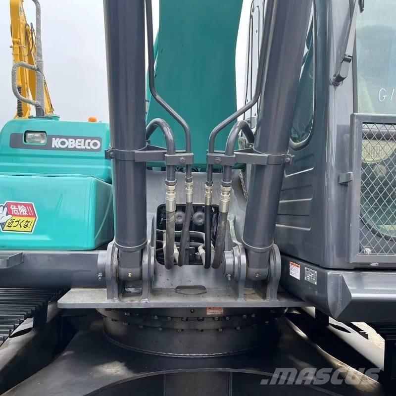 Kobelco SK 200 Roomikekskavaatorid