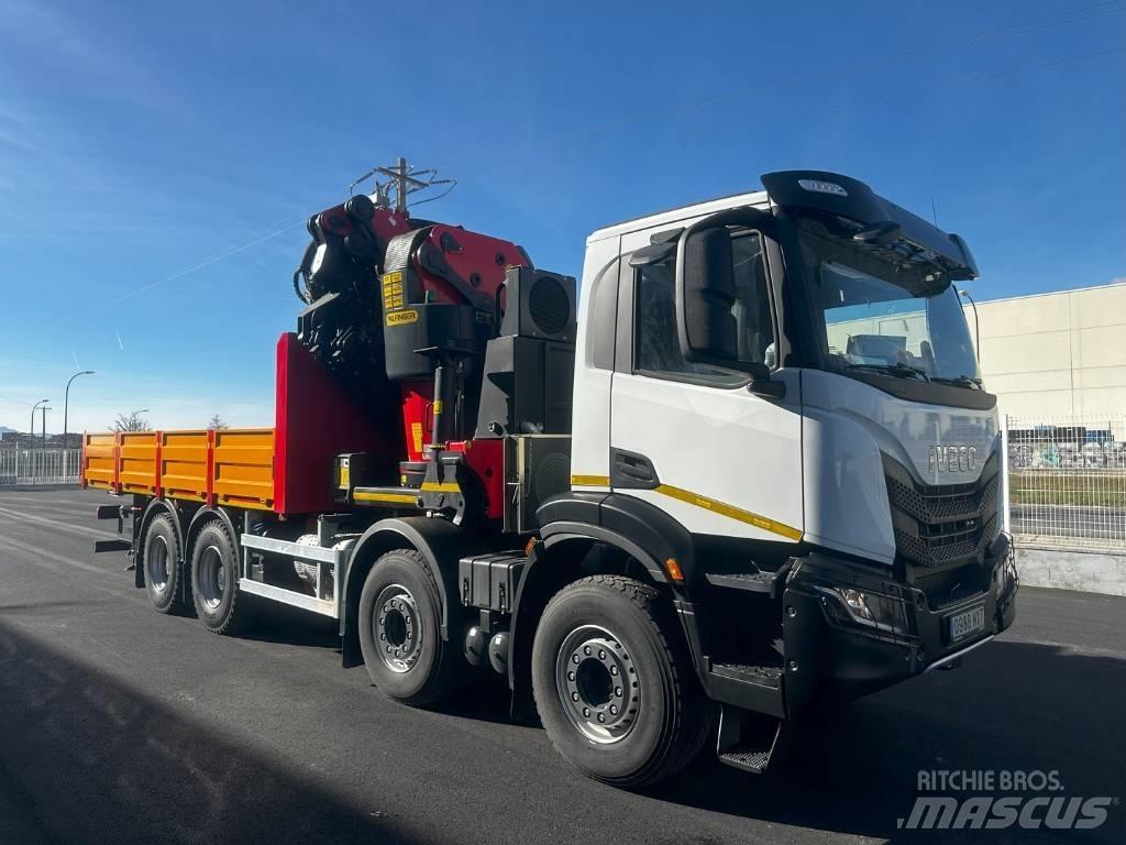 Iveco T-WAY 450 Kraanaga veokid