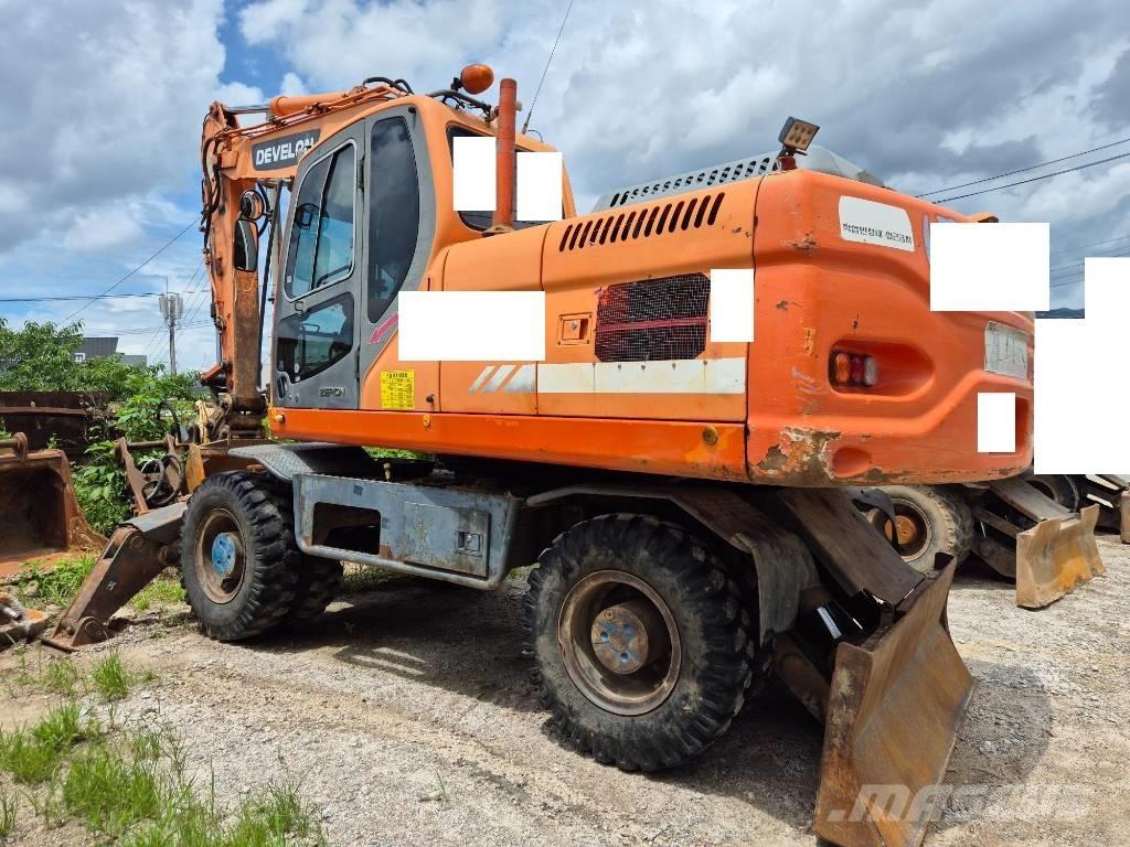 Doosan DX210WA Ratasekskavaatorid