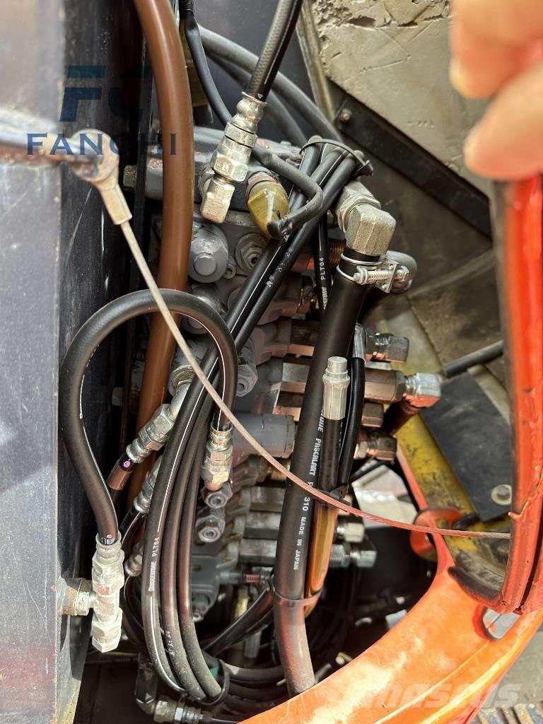 Kubota KX 155 Roomikekskavaatorid