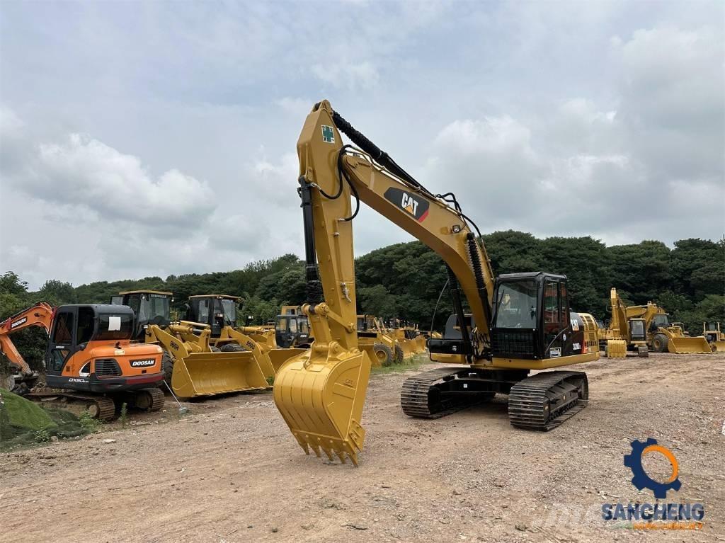 CAT 320 D Roomikekskavaatorid
