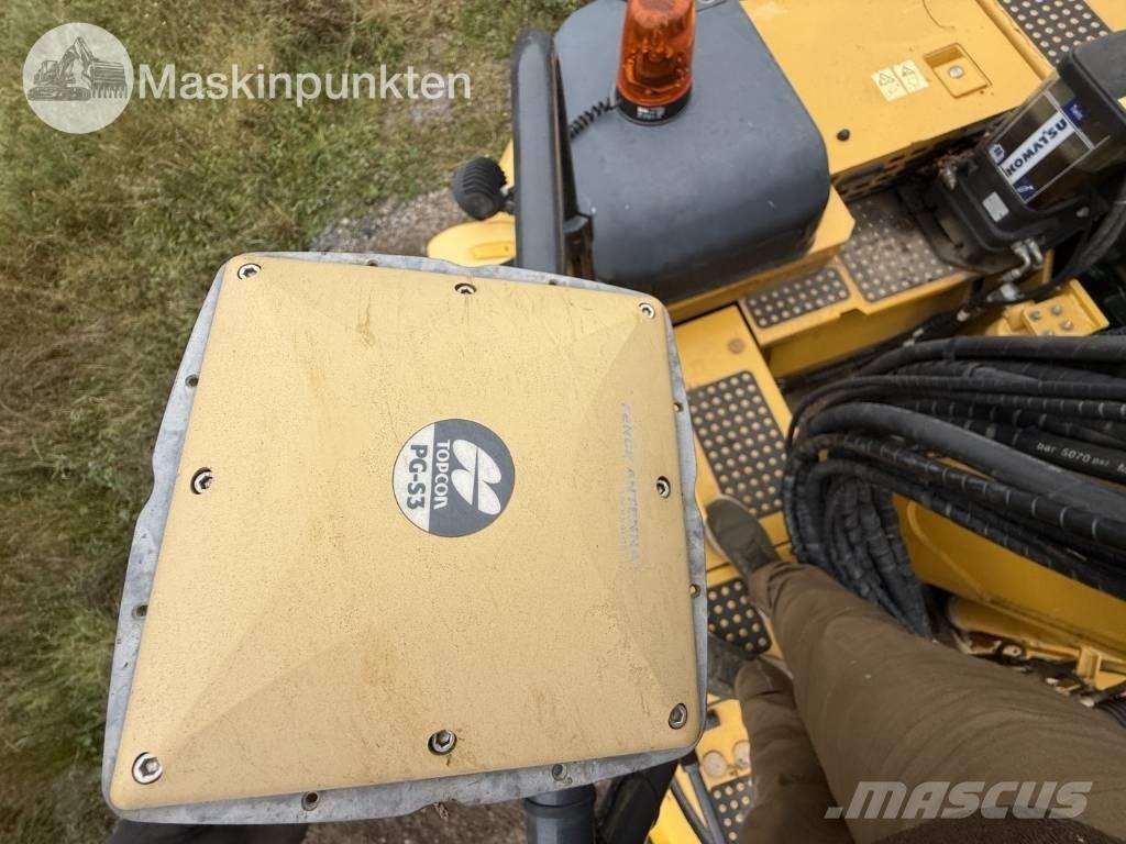 Komatsu PC 138 US-11 Roomikekskavaatorid