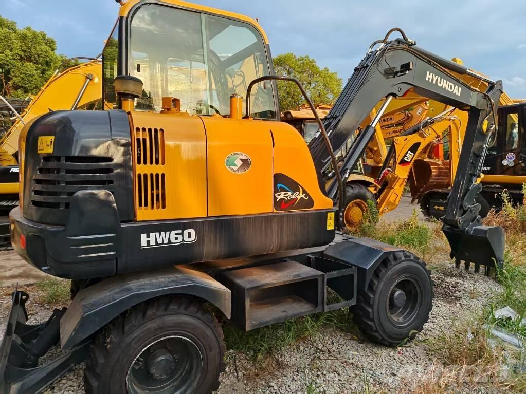 Hyundai 60 W Ratasekskavaatorid