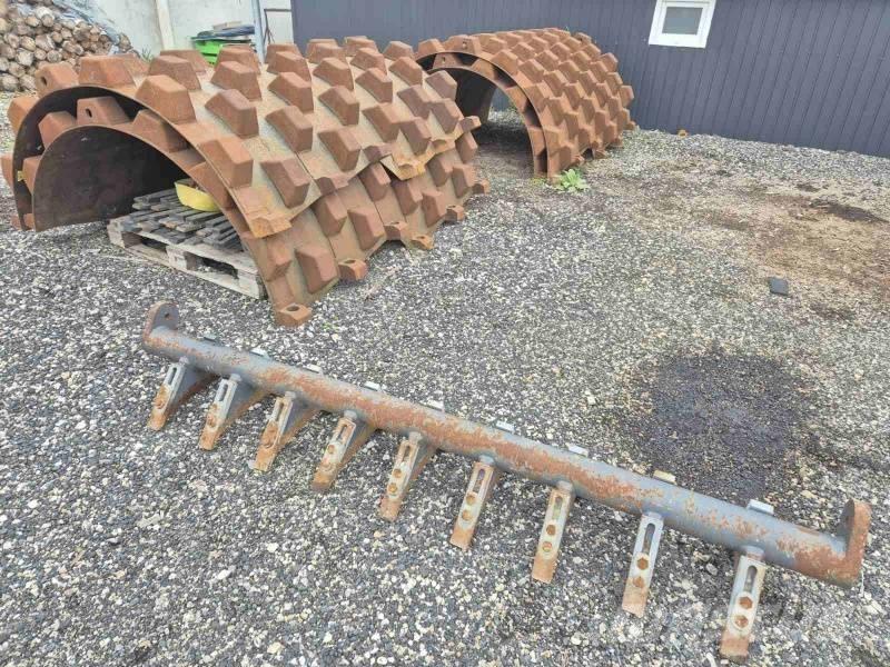  Road roller shell Pinnaserullid