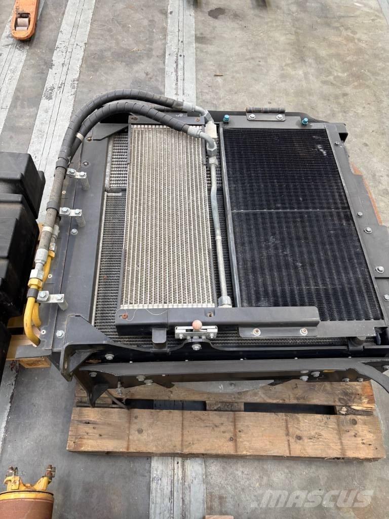 CAT 938 M Rataslaadurid