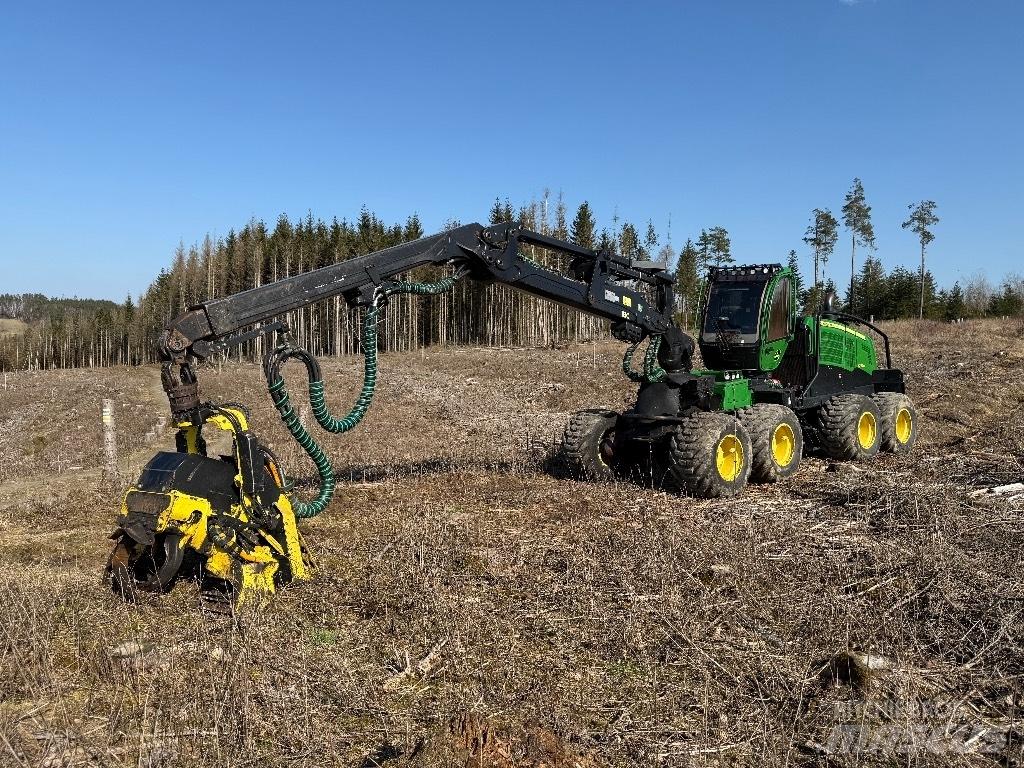 John Deere 1270 G Harvesterid