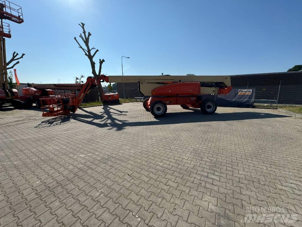 JLG 1250AJPG Iseliikuvad poomtõstukid