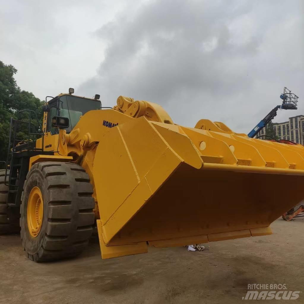 Komatsu WA 600-3 Rataslaadurid