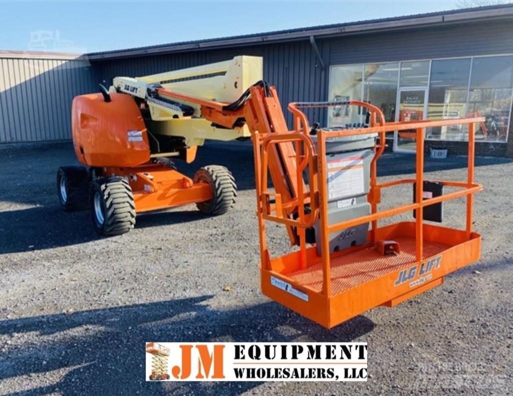 JLG 450 AJ II Iseliikuvad poomtõstukid