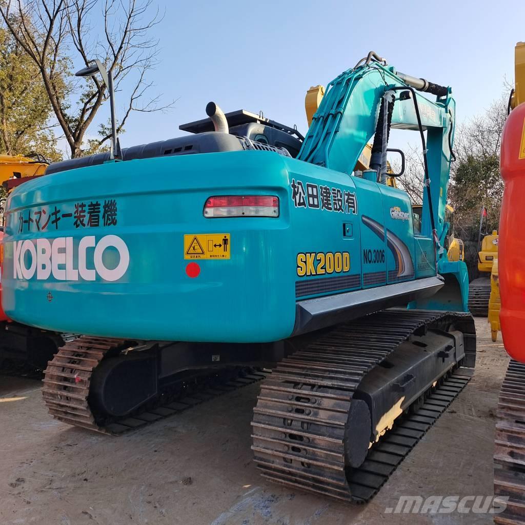 Kobelco SK200-8 Roomikekskavaatorid