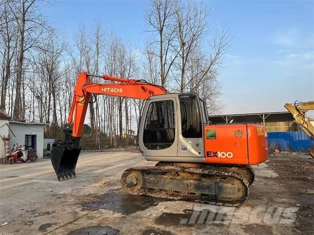 Hitachi EX100 Roomikekskavaatorid
