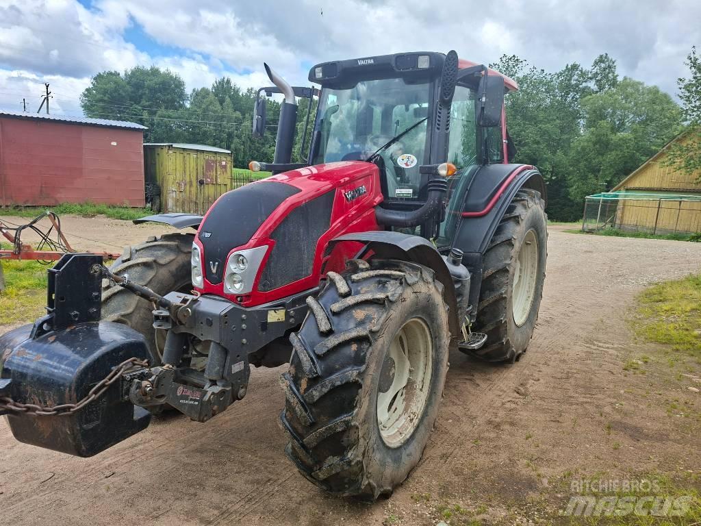 Valtra N 123 Traktorid