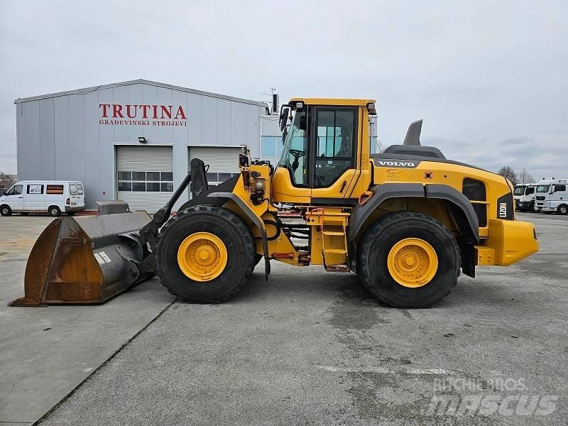 Volvo L 120 H Rataslaadurid