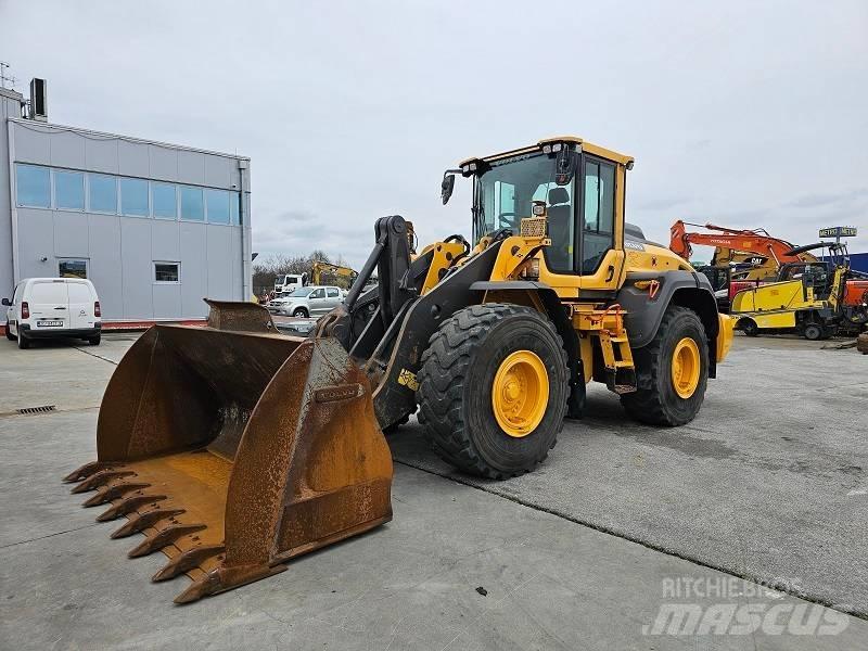 Volvo L 120 H Rataslaadurid