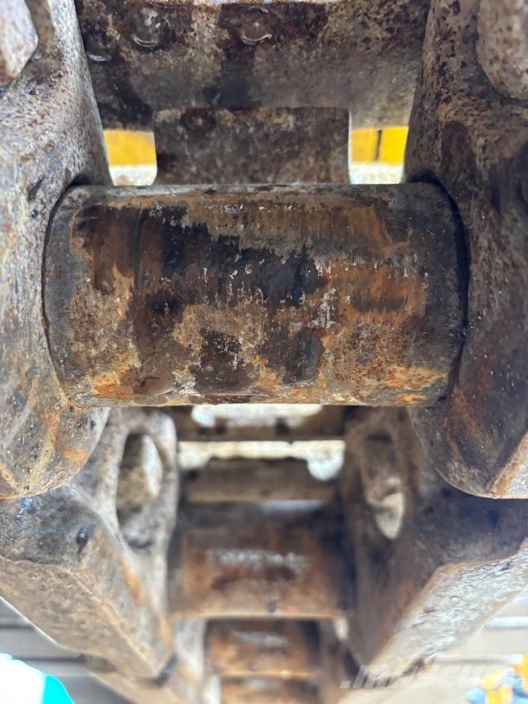 Komatsu PC 360 LC-11 Roomikekskavaatorid