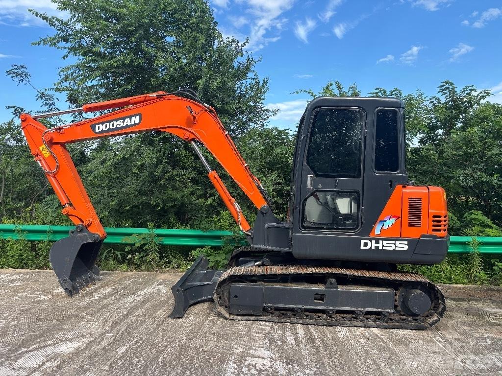 Doosan DH 55 Miniekskavaatorid < 7 t