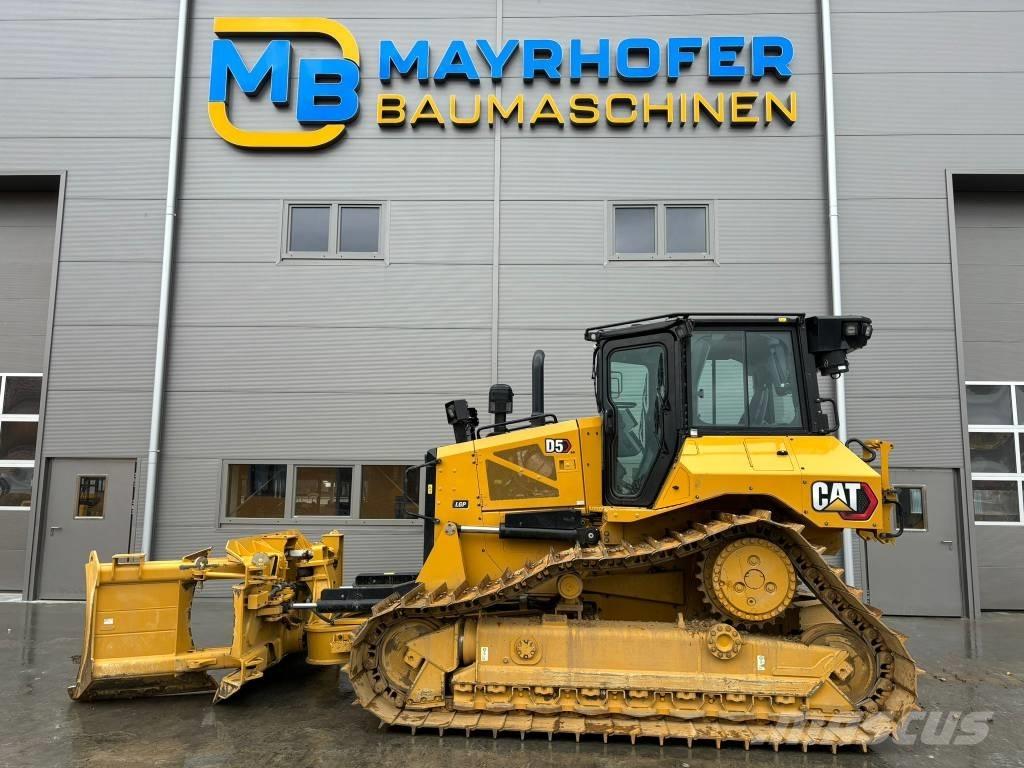 CAT D5-17 LGP Buldooserid