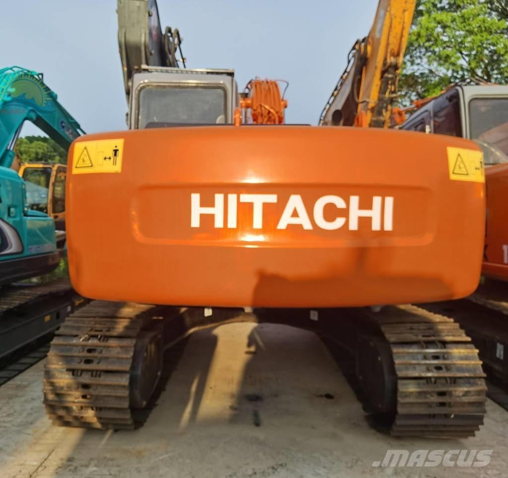 Hitachi EX 120 Roomikekskavaatorid
