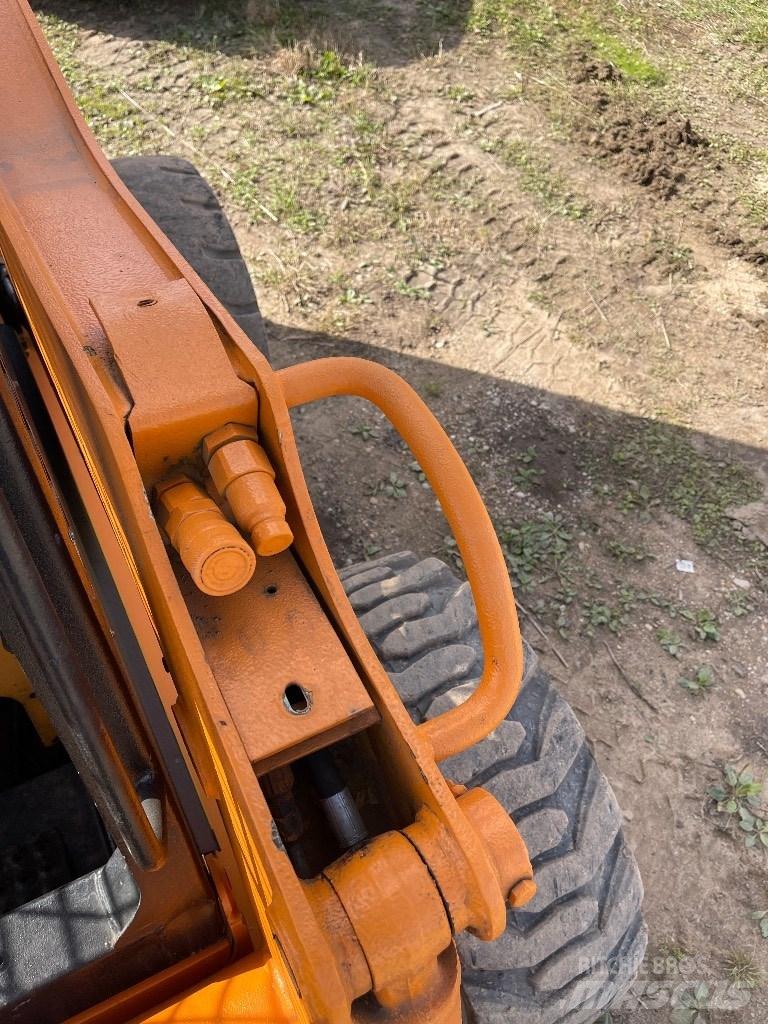 CASE 95 XT Kompaktlaadurid