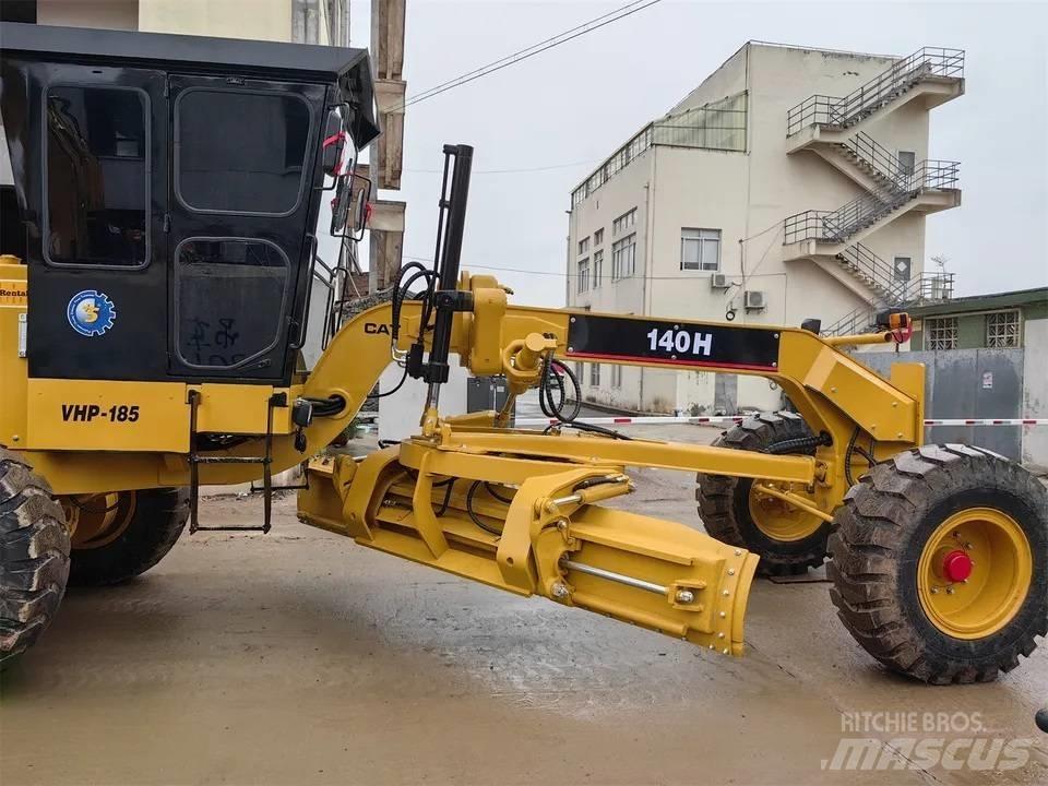 CAT 140H Greiderid