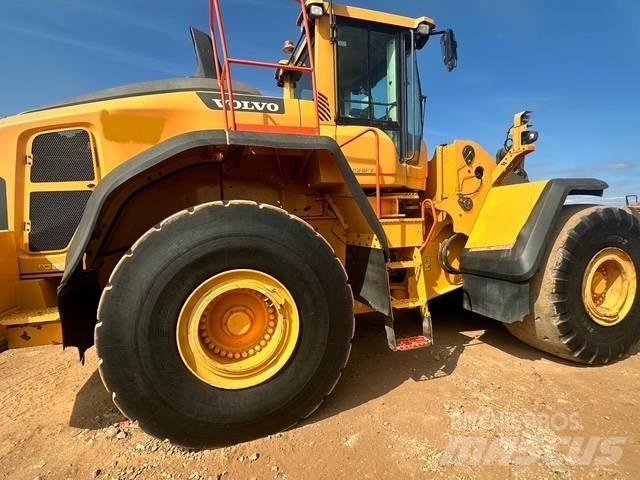 Volvo L 220 H Rataslaadurid