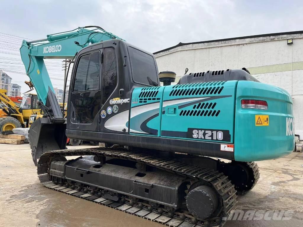 Kobelco SK 210 Roomikekskavaatorid